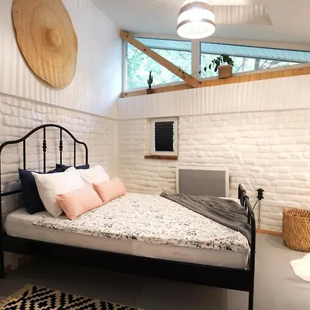Apartment Modern And Spacious 3-bedroom Entire House Sofia